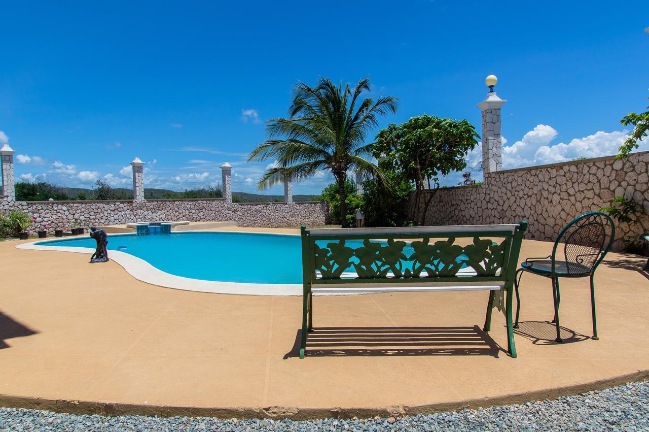 El Cielo Bed and Breakfast Portmore Esterno foto